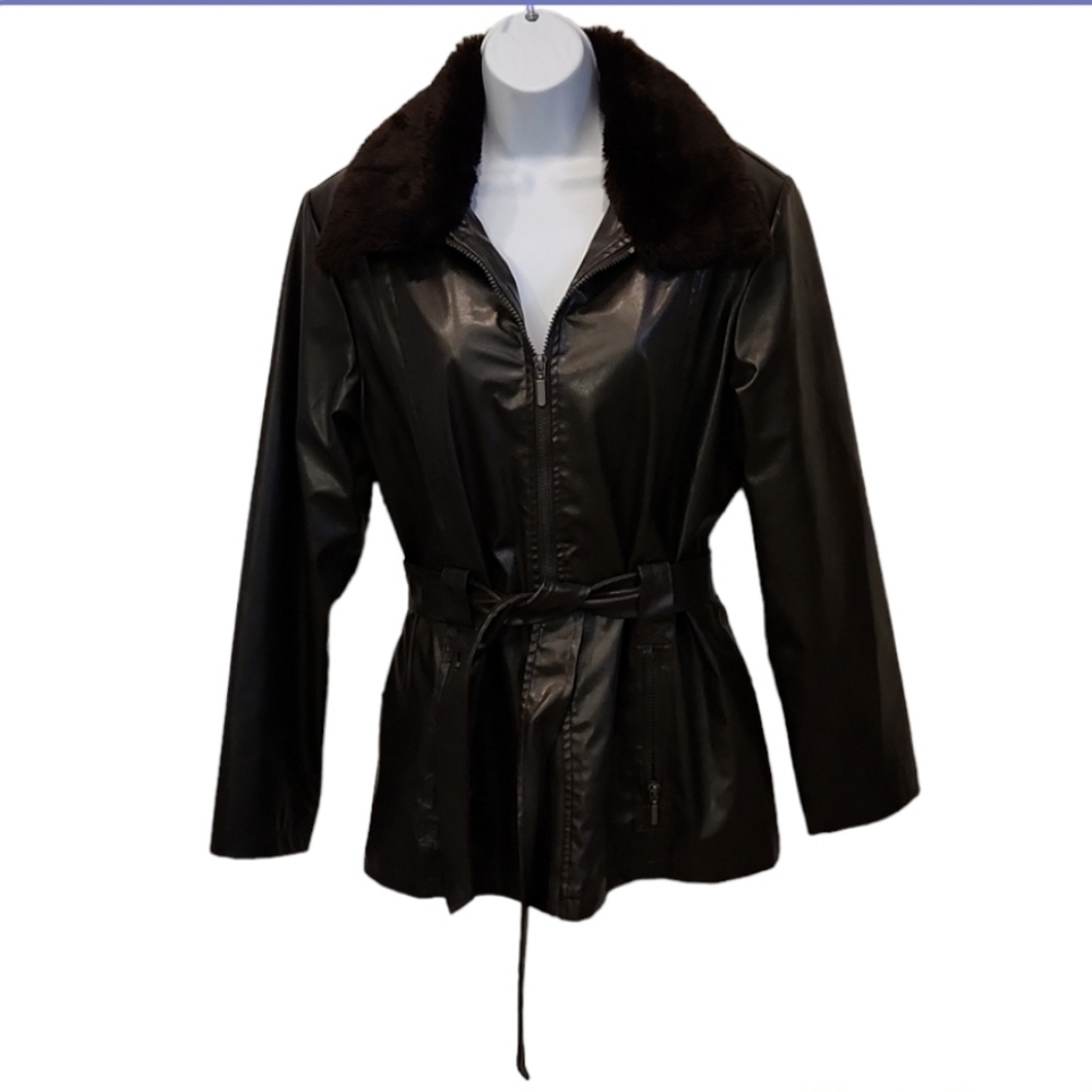 Woman's Black Faux Leather Jacket with Fur Collar
